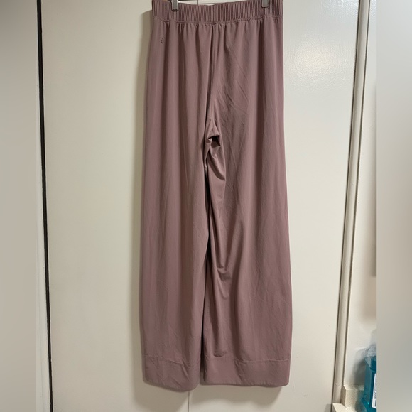 Lululemon Stretch Woven High Rise Wide Leg Pant - Picture 3 of 6